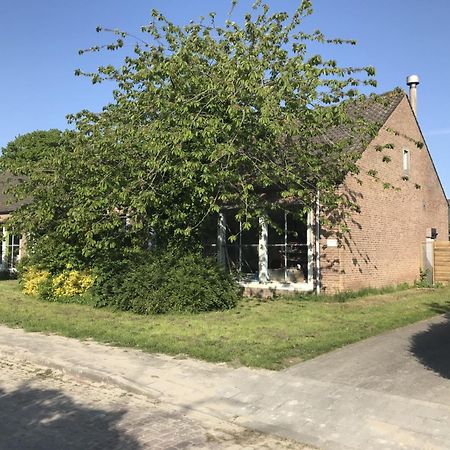 Hotel T Schooltje Schoondijke Exterior foto